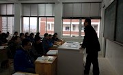 高二年級選修課如期開班