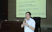 市教育局副局長金海清引爆我校教師頭腦風暴